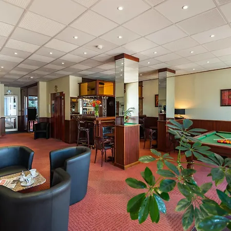 伊卡尔酒店 2* 圖盧茲